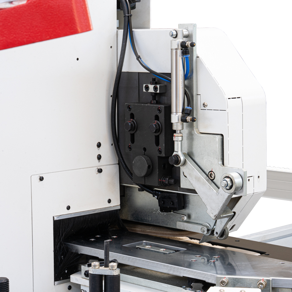 NC320 Danibrum Mașină industrială de aplicat cant 4