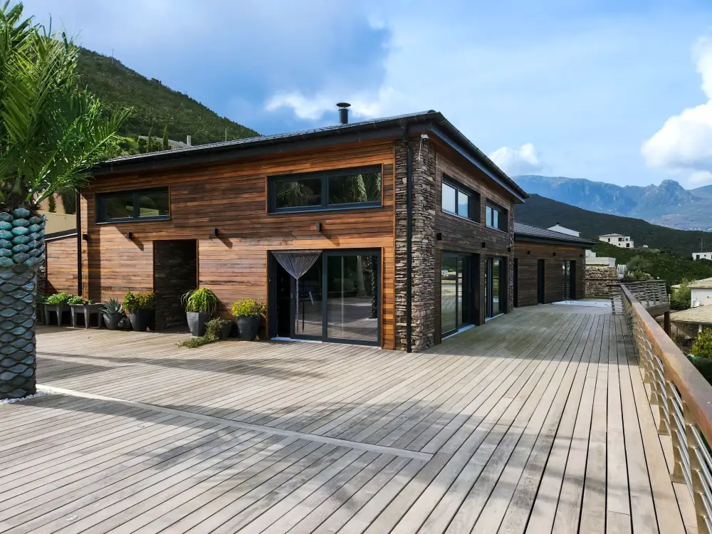 Timber-framing house Dorna Eco House